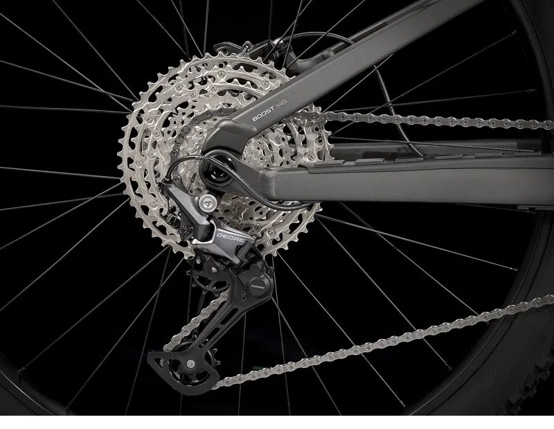 Trek Fuel EX 5 Mountain Bike in Black-9